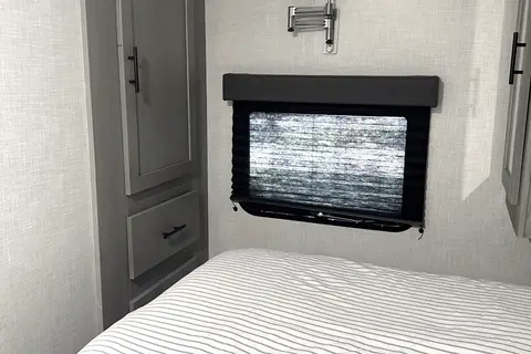 Cozy Camper🍁