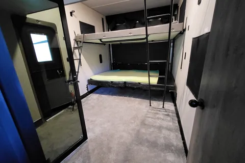 Unlimited Generator Use!!! Rv Rentals Way of Life's Forest River 324A13WS Fifth Wheel CR1