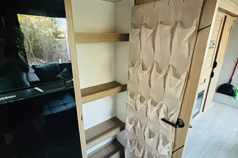THE VIEW - a family-friendly trailer (even for toddlers) with panoramic windows