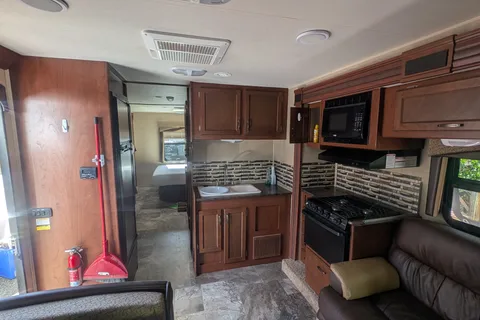 Jayco Redhawk 31XL bunkhouse Class C