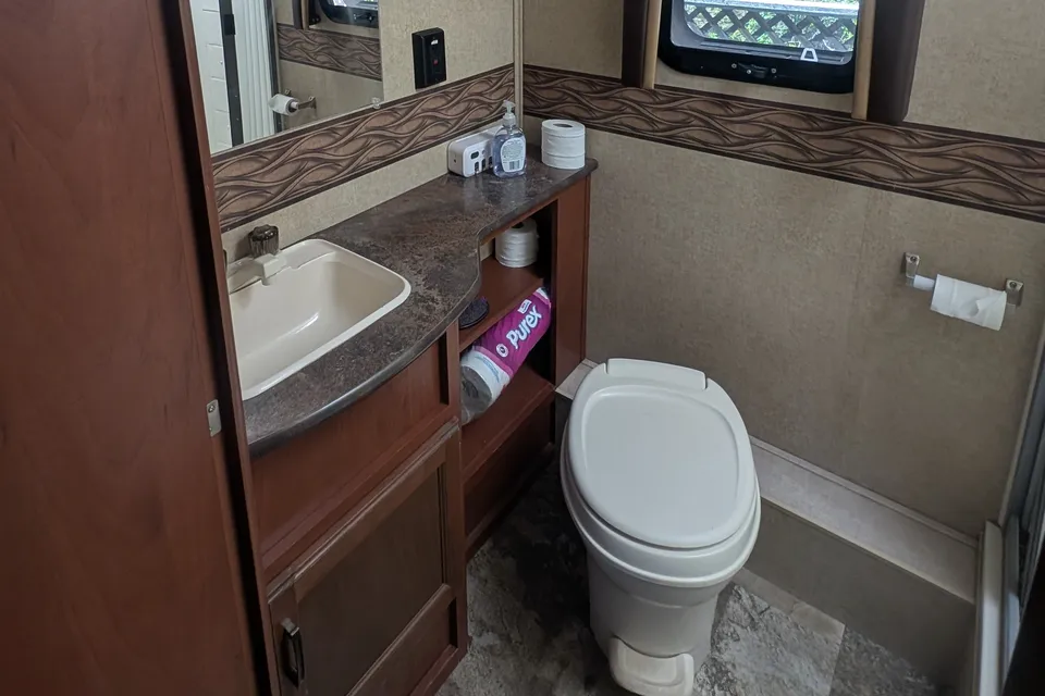 Jayco Redhawk 31XL bunkhouse Class C