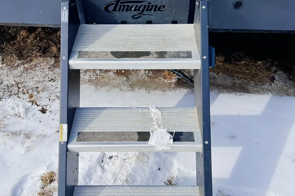 Scott's Grand Design Imagine 2910BH Travel Trailer