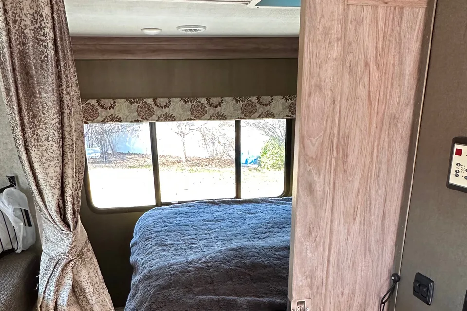 The Blue Bayou bunk house Forester Class C