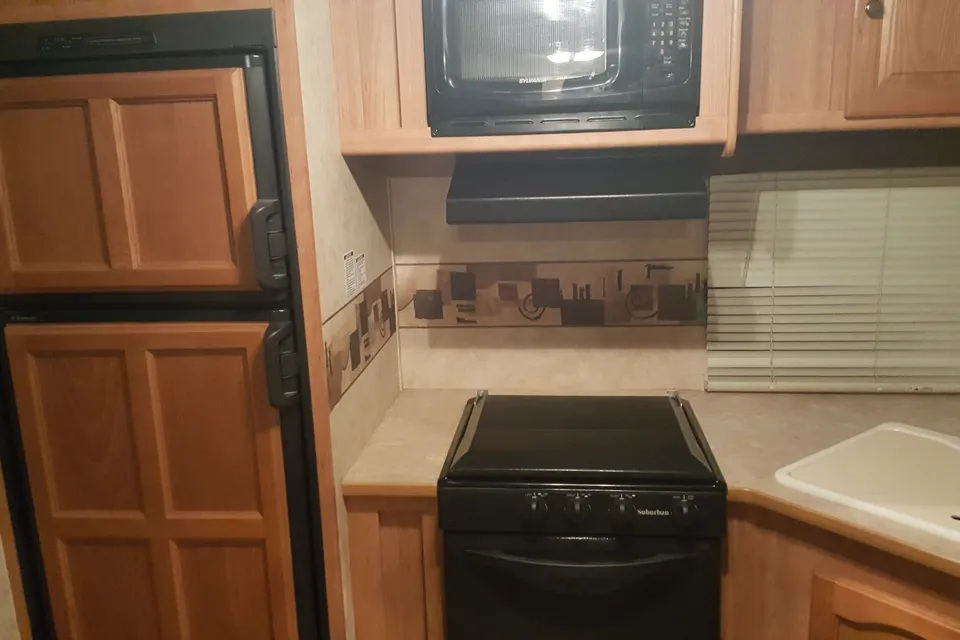 Birdgyver's Travel Trailer