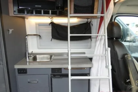 No Boon Docking-Winnebago Roam