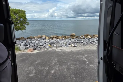 No Boon Docking-Winnebago Roam