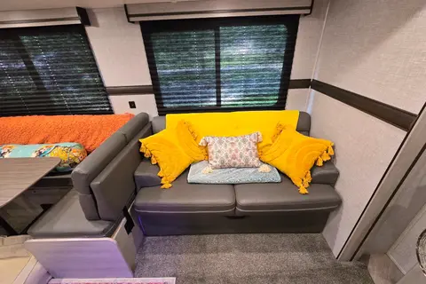 Wanderlust Signatures LLC Crossroads Zinger