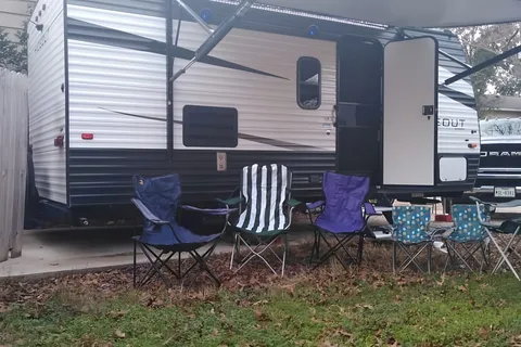 Hideout Trailer : Lightweight : Fully Equipped: Delivery Available ($85): No Prep Fee