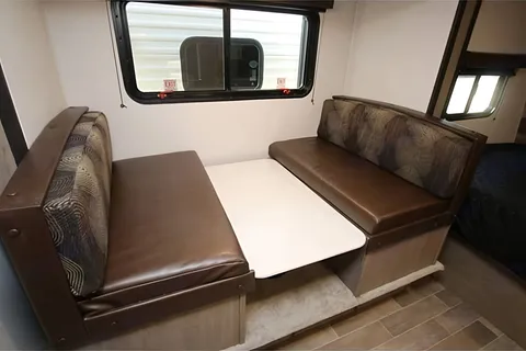 Hideout Trailer : Lightweight : Fully Equipped: Delivery Available ($85): No Prep Fee