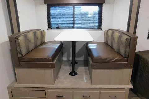 Hideout Trailer : Lightweight : Fully Equipped: Delivery Available ($85): No Prep Fee