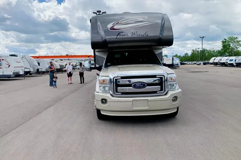 Michael's Thor Motor Coach Fourwinds Super Class C