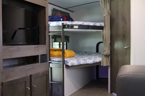 Keystone Bunkhouse