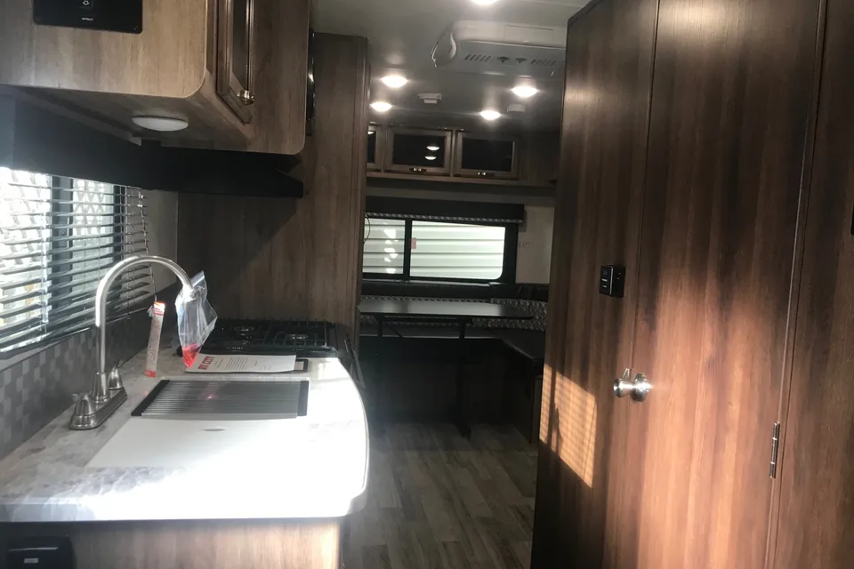 Sean's Jayco Jayfeather  Travel Trailer