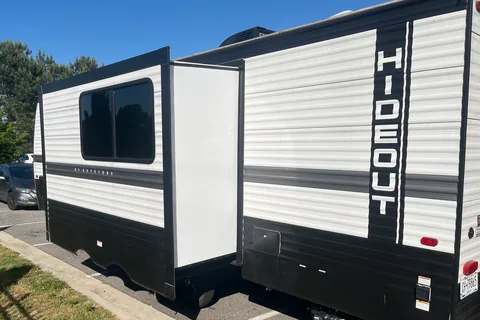 Kamar's Keystone Hideout Travel Trailer