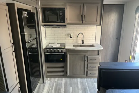 Kamar's Keystone Hideout Travel Trailer