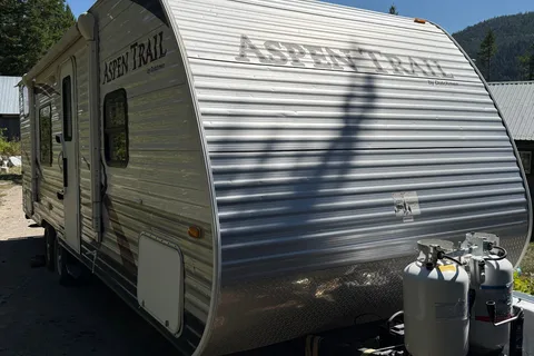 Dave's Aspen Trail 2710 BH Travel Trailer