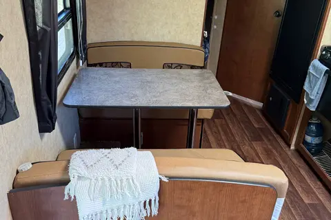 Dave's Aspen Trail 2710 BH Travel Trailer