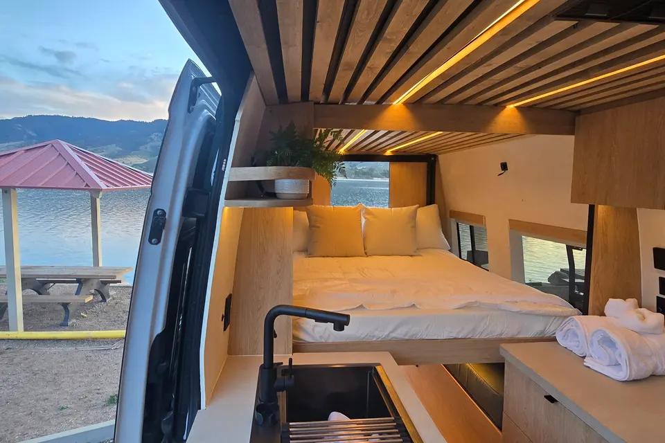 Mercedes-Benz The Wild Sage | Mercedes Sprinter Adventure Van | Starlink Wifi | Sleeps 4 Class B