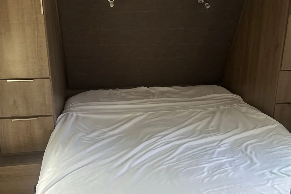 Damaris's Grand Design Imagine 2800 BH Travel Trailer