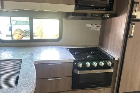 Damaris's Grand Design Imagine 2800 BH Travel Trailer