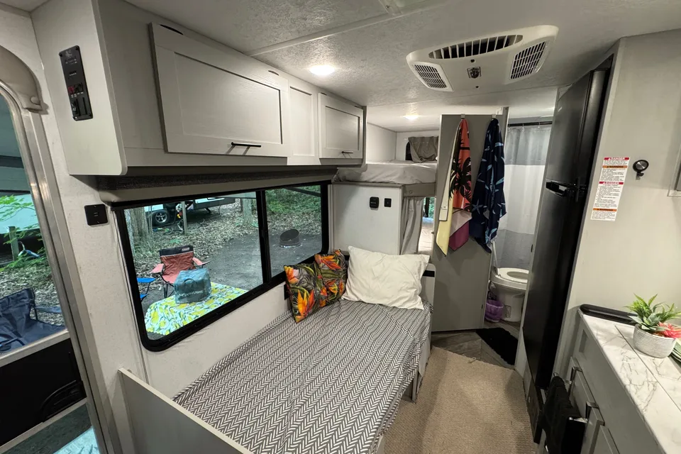 Forest River Wildwood 179DBK Travel Trailer