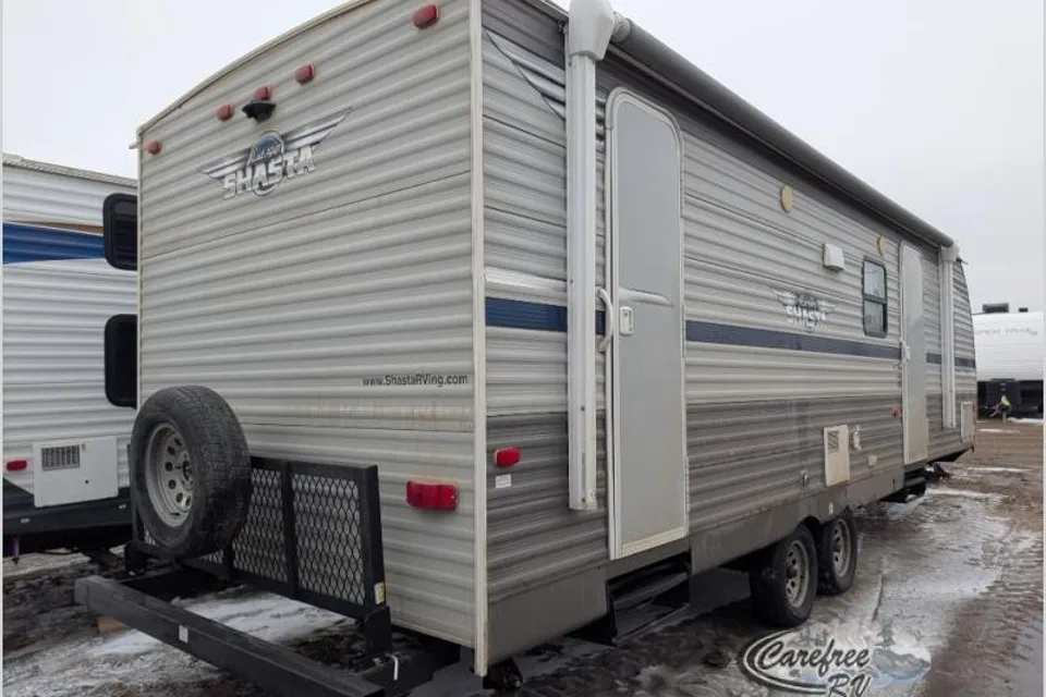 Carefree's Forest River Shasta 26DB Travel Trailer