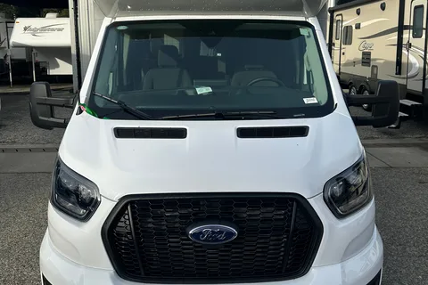GM's Coachmen Cross Trail 20BHTA Class C