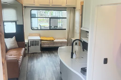 Austin's Heartland Milestone Fifth Wheel