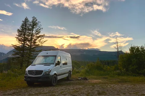 'Indy' Our Family Adventure Campervan-Banff National park and Kananaskis passes included.