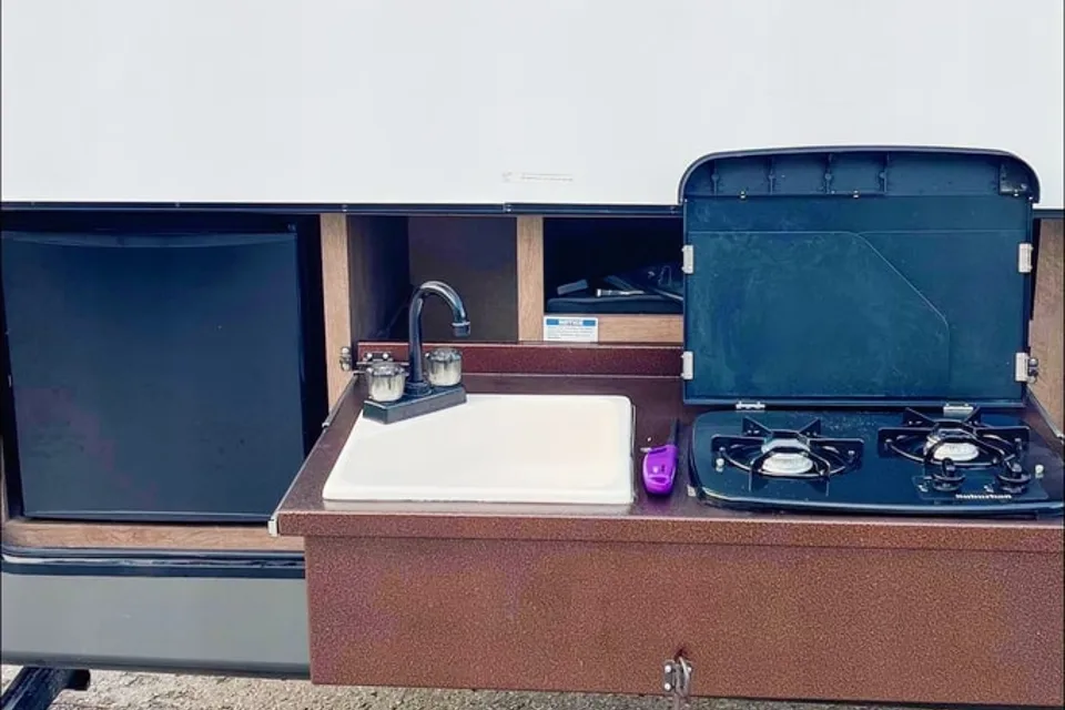Our Happy Place - Shadow Cruiser 279 DBS Travel Trailer