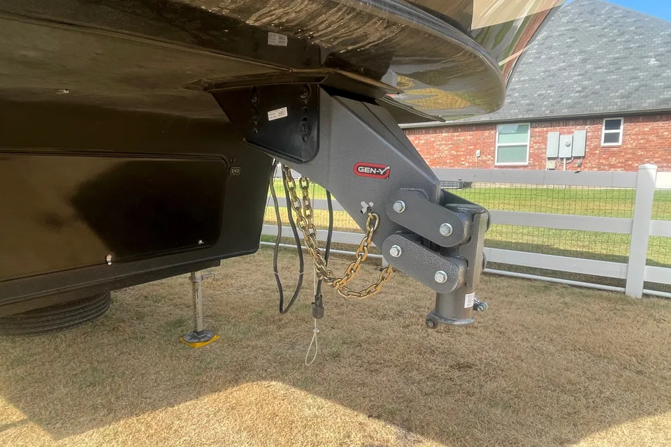 5th Wheel Camper perfect for the entire family