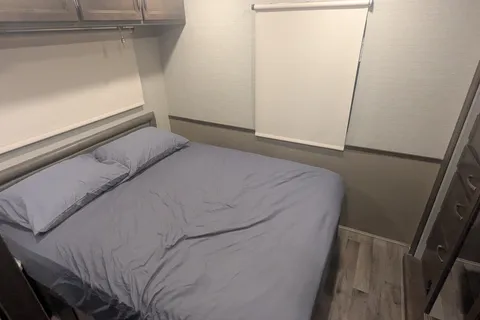 Family-ready Class A - Bunk beds, Solar power, Pet Friendly Jayco Alante 29F