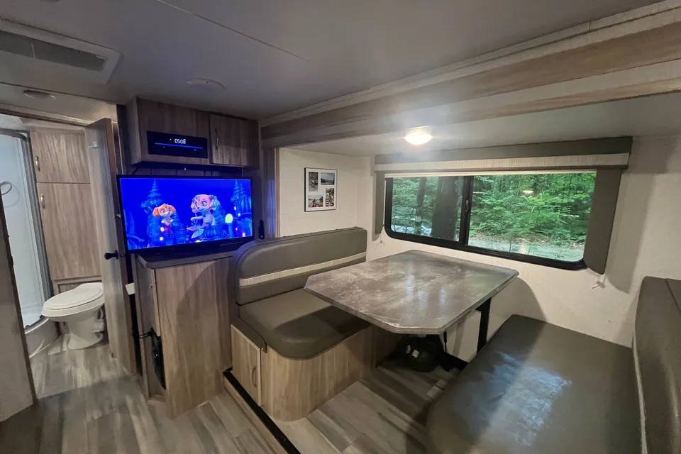 Winnebago Minnie Winnie