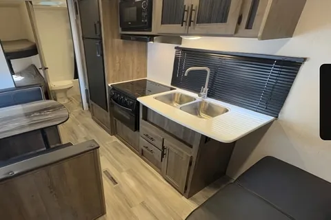 Margaret's Heartland Pioneer BH250 Bunk houseTravel Trailer