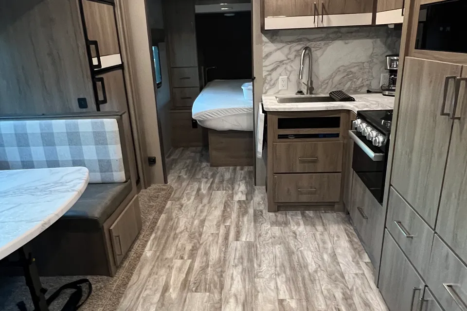 Comfy and Spacious Imagine bunkhouse Travel Trailer