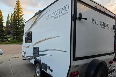 15 foot Palomino 147x Hybrid