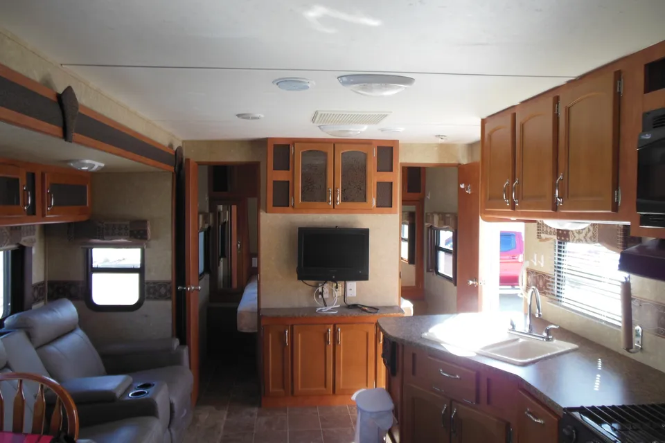 Victor 's Gulfstream  Trailmaster Travel Trailer
