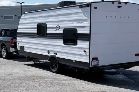 Jeremiah's Airstream 17 bhc Travel Trailer