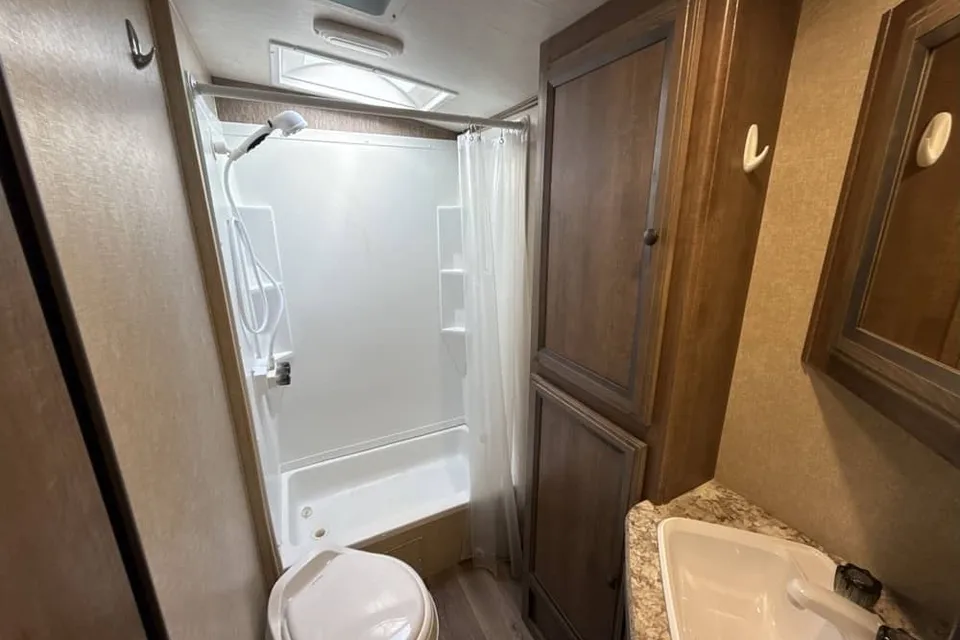 Cruiser RV Shadow Cruiser Travel Trailer