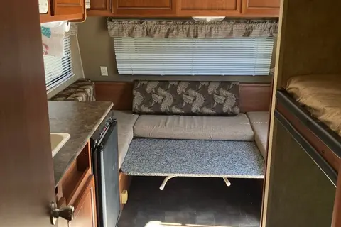 Joseph's Coleman Cts15bh Travel Trailer