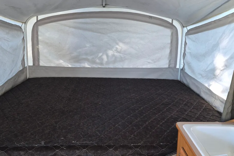 Shannon's Fleetwood Utah Tent Trailer