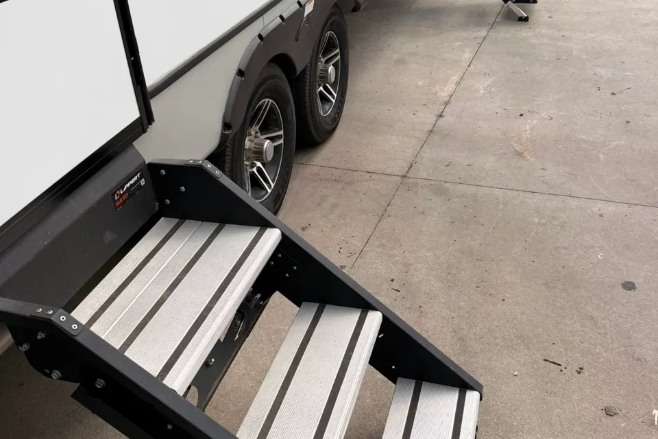 Brandon's Keystone 25rds Travel Trailer