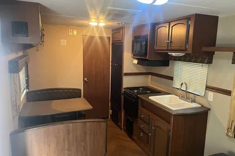 Chicago Dutchmen 255RB Travel Trailer