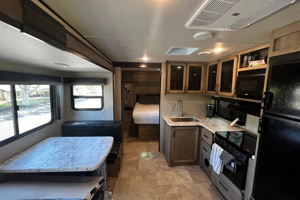 Brandon's Grand Design Bunkhouse
