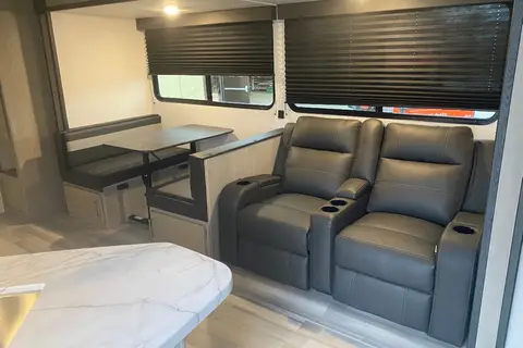 Gregory's Keystone Springdale 310BR Travel Trailer