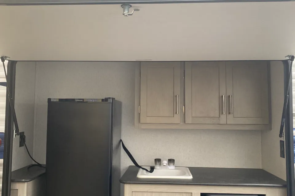 Gregory's Keystone Springdale 310BR Travel Trailer