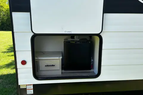 Grand River CL250 Travel Trailer