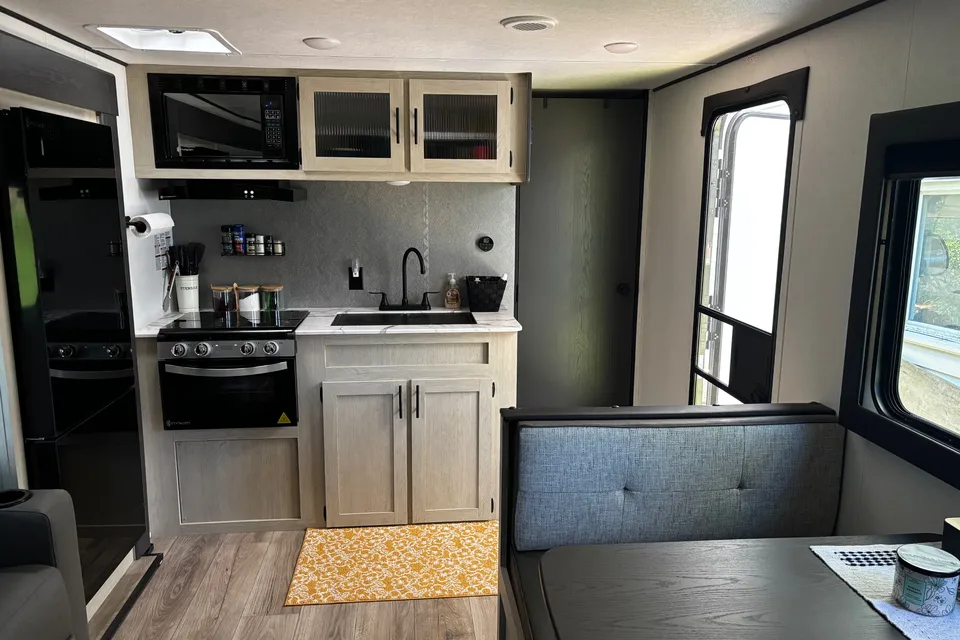 Grand River CL250 Travel Trailer
