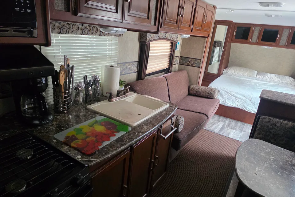 Ashleigh's Passport 28BS Travel Trailer