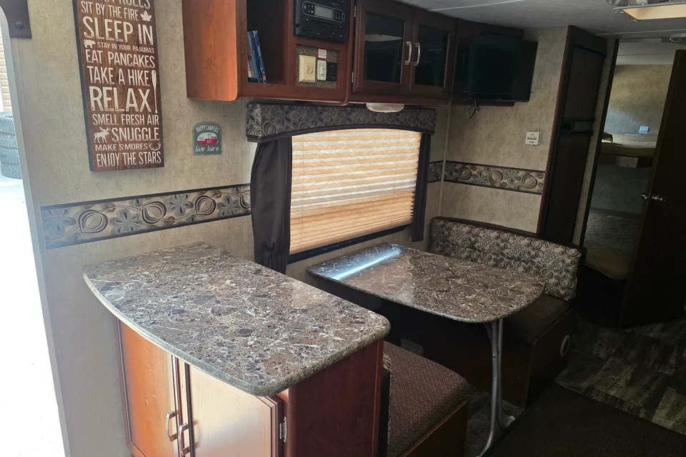 Ashleigh's Passport 28BS Travel Trailer